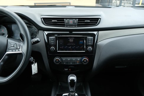 Used 2019 Nissan Rogue Sport S w/ Appearance Package image 26