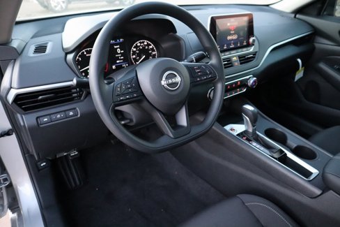 New 2025 Nissan Altima 2.5 S image 13