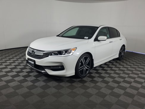 Used 2016 Honda Accord Sport image 8