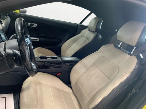 Used 2021 Ford Mustang Premium image 9