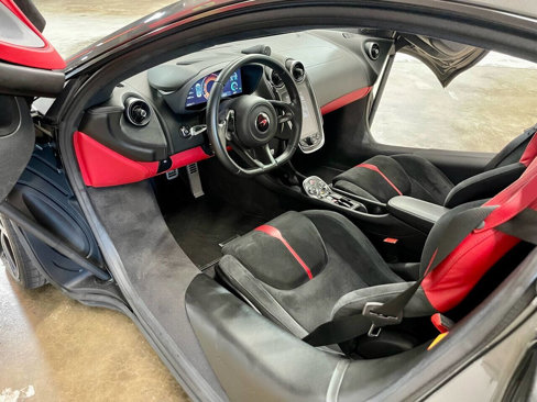 Used 2017 McLaren 570S image 10
