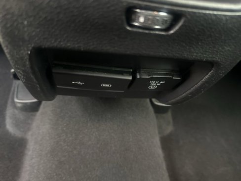 Used 2019 Jeep Cherokee Trailhawk w/ Cold Weather Group image 30