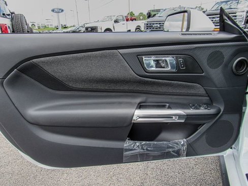 New 2025 Ford Mustang Coupe image 6