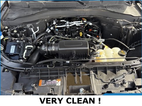 Used 2022 Ford Explorer XLT w/ Equipment Group 202A image 23