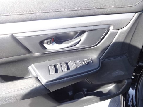 Used 2019 Honda CR-V LX image 14