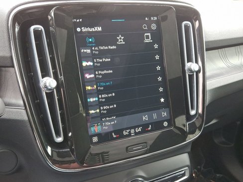 Certified 2023 Volvo C40 P8 Recharge Plus image 18