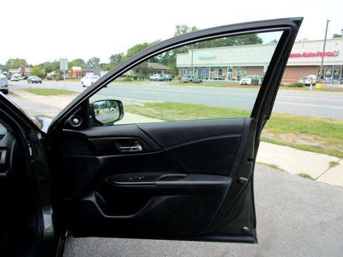 Used 2013 Honda Accord EX-L image 30
