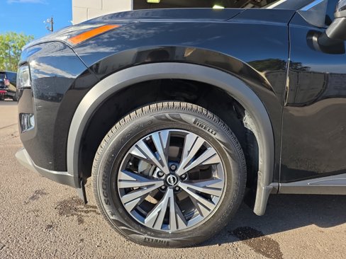 Used 2022 Nissan Rogue SV image 10
