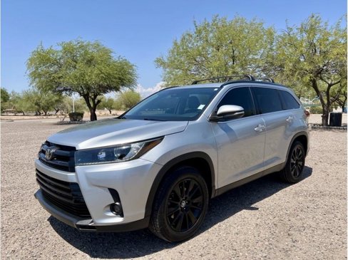 Used 2019 Toyota Highlander SE image 7