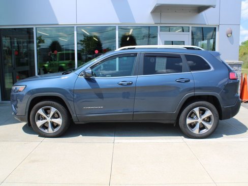 Used 2019 Jeep Cherokee Limited w/ Luxury Group image 6