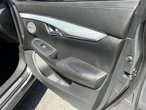 Used 2019 INFINITI QX50 Essential w/ Proactive Package image 12