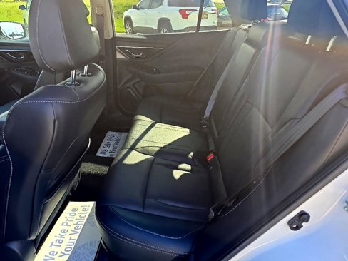 Used 2022 Subaru Outback Limited image 29