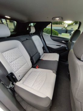 Used 2020 Chevrolet Equinox LS image 19