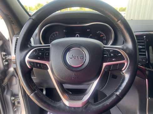 Used 2020 Jeep Grand Cherokee Altitude image 21