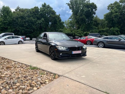 Used 2013 BMW 320i xDrive Sedan image 4