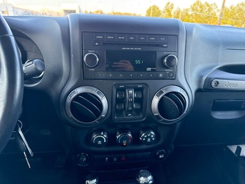 Used 2014 Jeep Wrangler Unlimited Sport w/ Quick Order Package 24S image 18