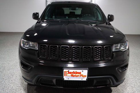 Used 2020 Jeep Grand Cherokee Limited w/ Luxury Group II image 4
