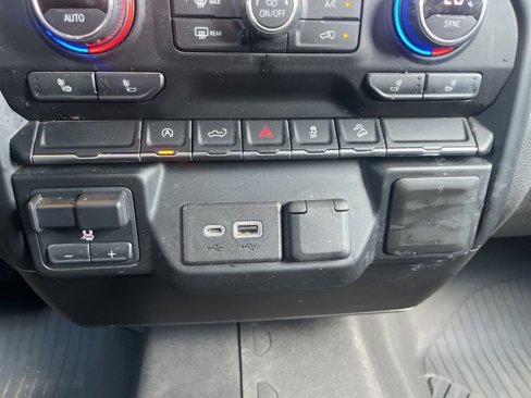 Used 2020 Chevrolet Silverado 1500 LT w/ Texas Edition image 24