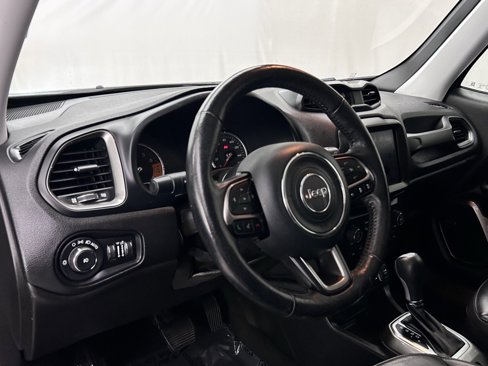 Used 2020 Jeep Renegade Limited w/ Advanced Technology Group image 16