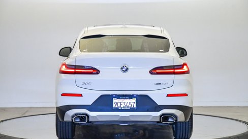 Certified 2022 BMW X4 xDrive30i w/ Convenience Package image 3