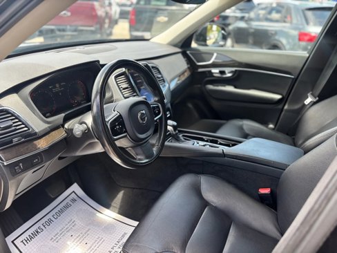 Used 2018 Volvo XC90 T6 Momentum w/ Convenience Package image 19
