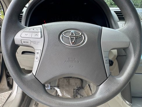 Used 2008 Toyota Camry LE image 24