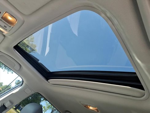 Used 2018 Subaru Outback 2.5i Limited image 11