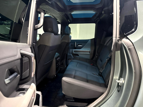 Used 2024 GMC Hummer EV 3X w/ LPO, Illumination Package image 23