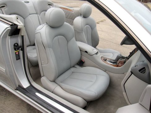 Used 2004 Mercedes-Benz CLK 500 Cabriolet image 25