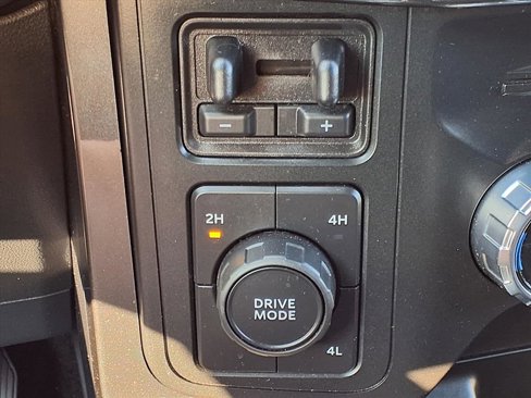 Used 2022 Ford F150 XLT w/ Equipment Group 302A High image 9