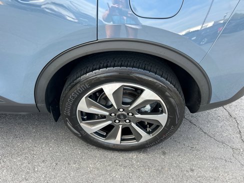 Used 2023 Ford Escape Platinum image 33