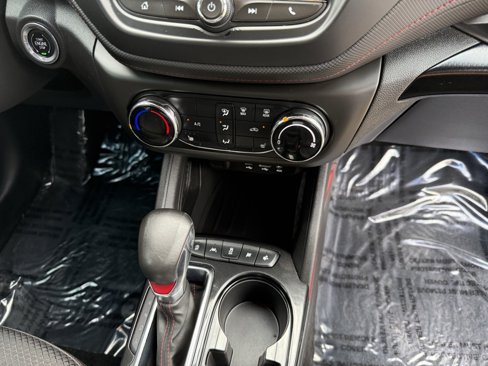 Used 2023 Chevrolet TrailBlazer RS image 51