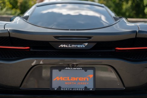 Used 2022 McLaren GT image 28