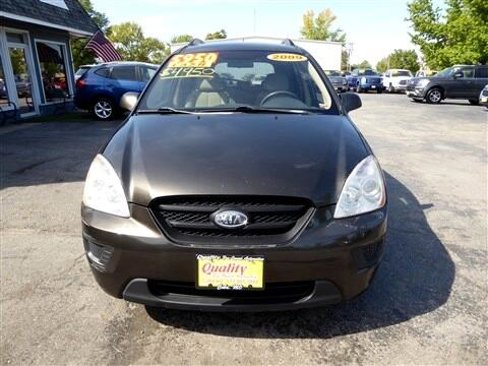 Used 2009 Kia Rondo LX image 3