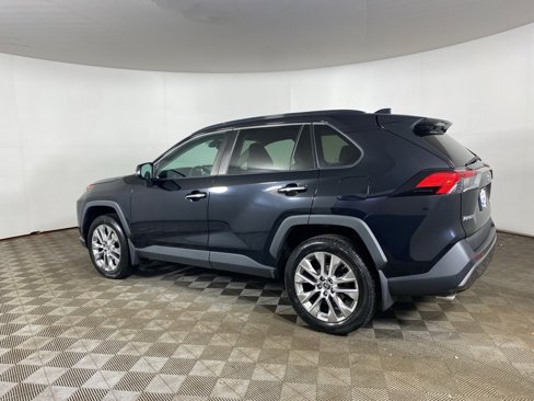 Used 2019 Toyota RAV4 Limited image 8