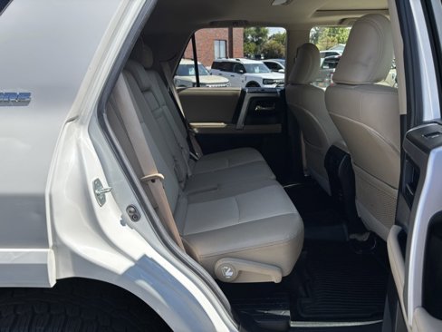 Used 2019 Toyota 4Runner SR5 Premium image 13