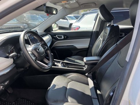 Certified 2022 Jeep Compass Limited image 14