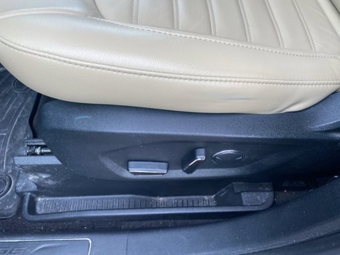 Used 2018 Ford Edge SEL w/ Equipment Group 201A image 18
