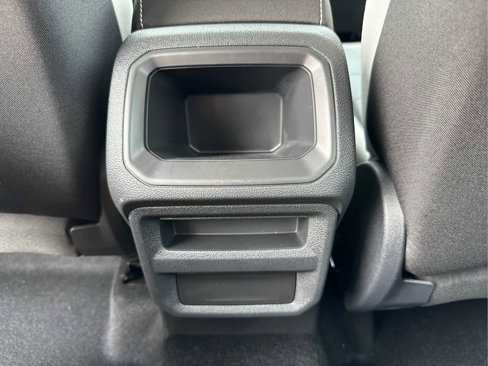 New 2025 Volkswagen Taos S image 19
