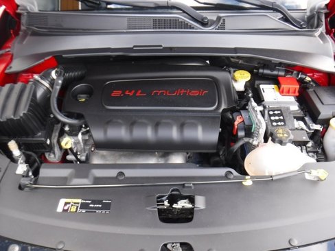 Used 2022 Jeep Compass Limited w/ (RED) Package image 7