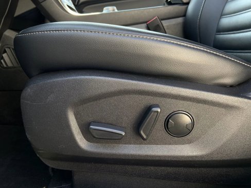 Used 2022 Ford Edge SEL image 12