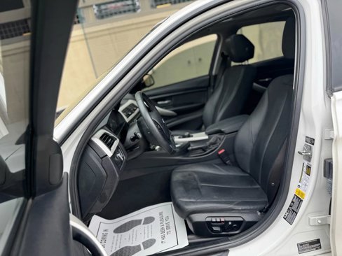 Used 2013 BMW 320i xDrive Sedan image 20