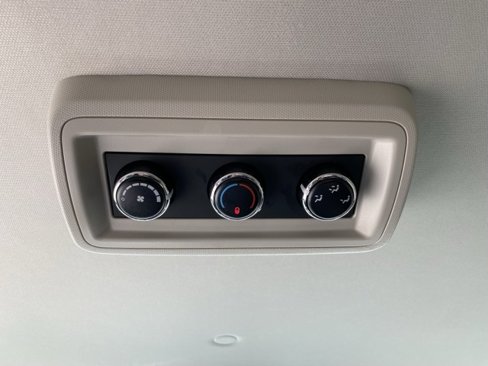 Used 2019 Dodge Grand Caravan SE image 17