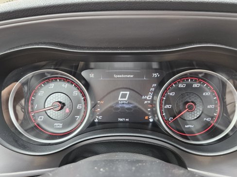 Used 2023 Dodge Charger SXT image 14