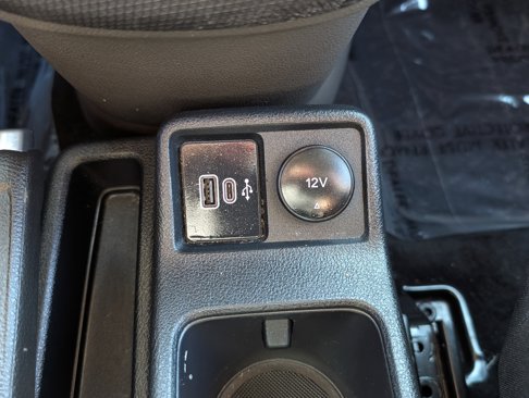 Certified 2023 Ford Transit Connect XLT image 24