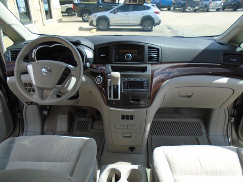 Used 2012 Nissan Quest S image 15