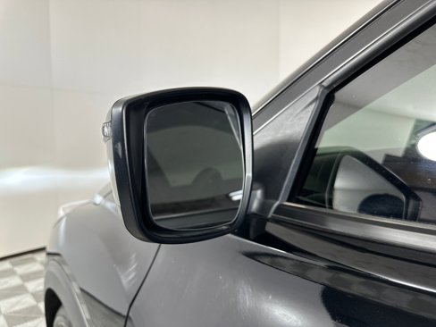 Used 2023 Nissan Kicks SR w/ SR Premium Package image 20