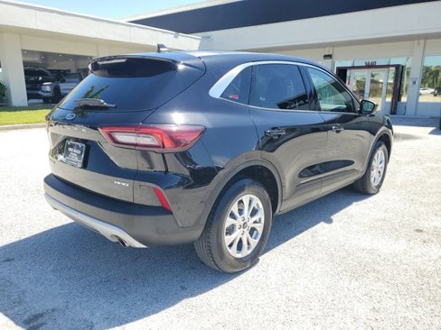 Used 2024 Ford Escape Active image 6