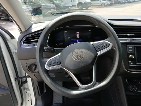 Used 2023 Volkswagen Tiguan S image 15