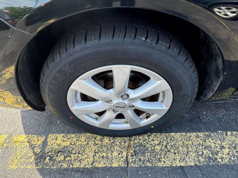 Used 2014 Nissan Versa SV image 29
